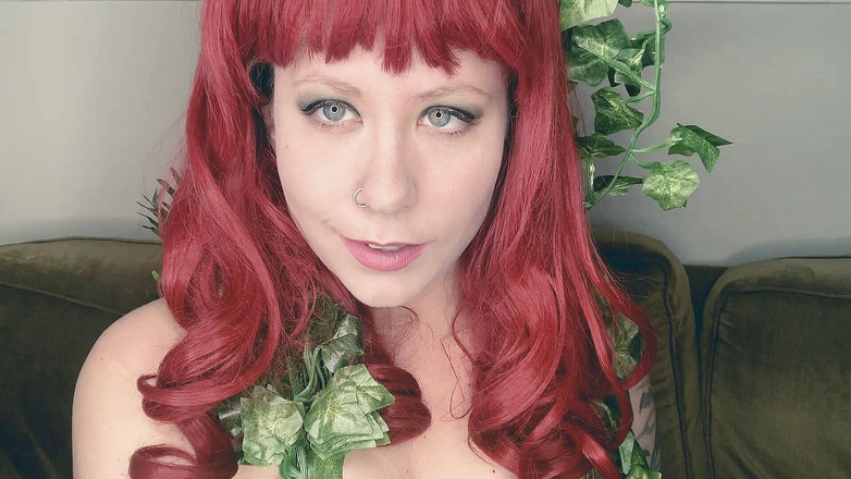 Deanna deadly: Ivys neckt und vergiftet kuss für pOV-superheld