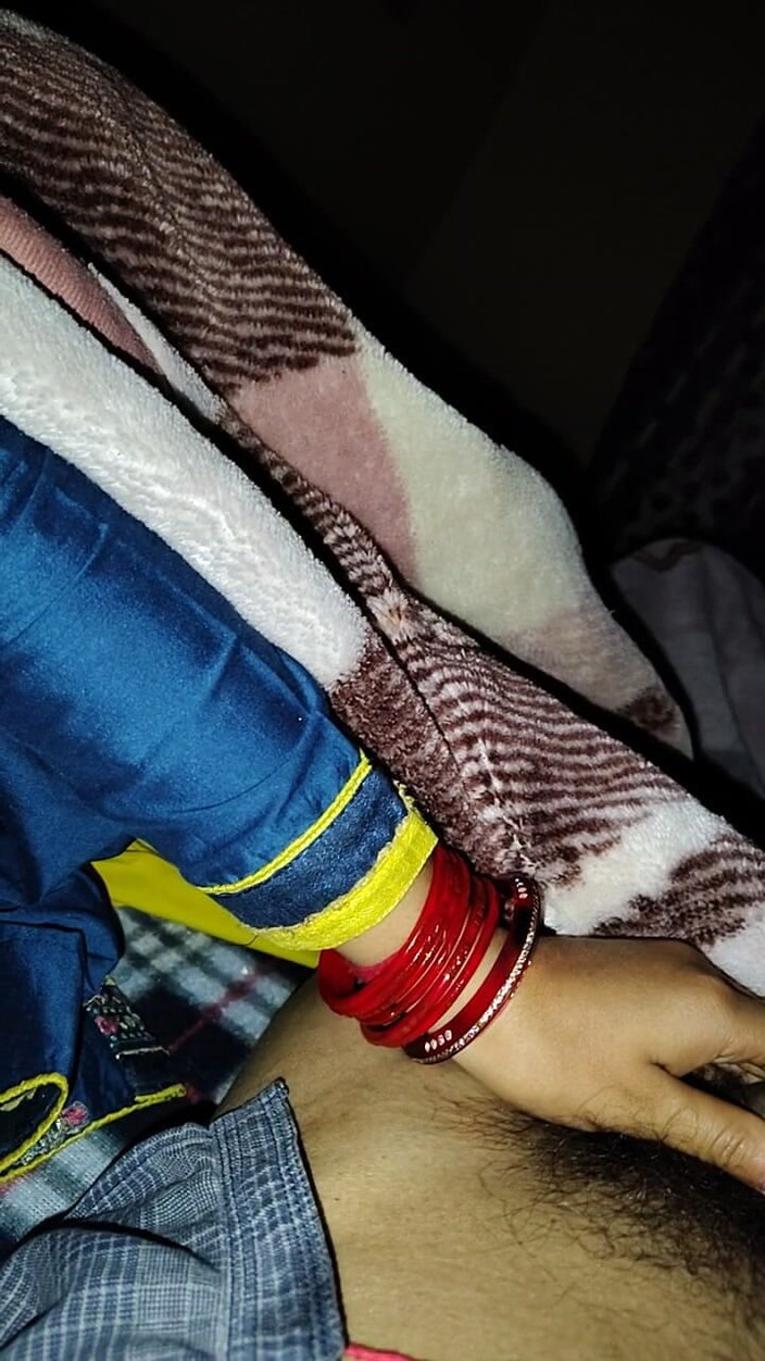 sashaa: Hintli köylü kız tarafından hızlı elle muamele