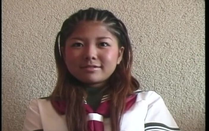 Japan Girl: Mira a esta chica universitaria disfruta de una sesión hardcore