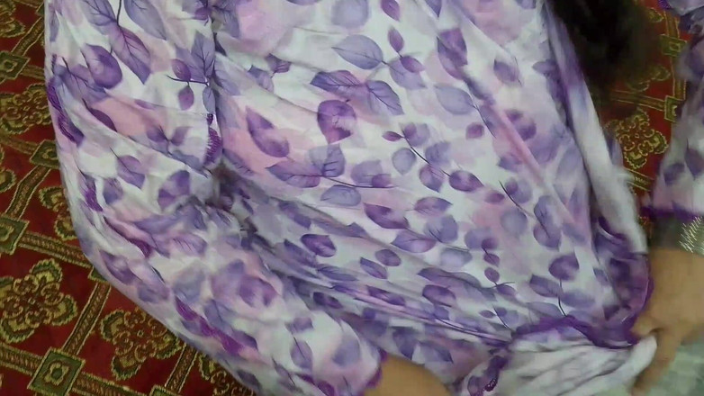 RedQueenRQ: Teman wanita berkahwin berbohong kepada suaminya dan bertemu dengan teman...