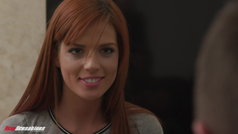 New Sensations: Scarlett üvey anneden daha fazlasını alabilir