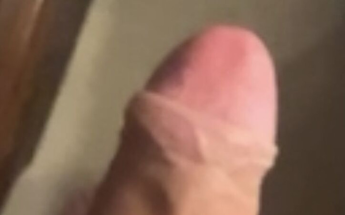 LondonBBC: Brisith hetero nieuwsgierig masturbeert in de spiegel