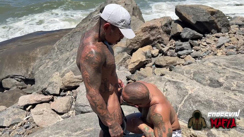ForeSkinMafia By Boomer Banks: 2 Latinos Mit 2 Großen Schwänzen Ficken Am Strand Hardcore Ohne...