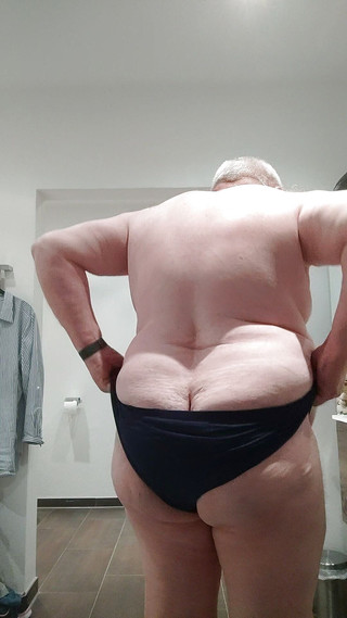 Karlchengeil: Prezentace mého zadku v nových boxers, nachytáme Andthen pokračování