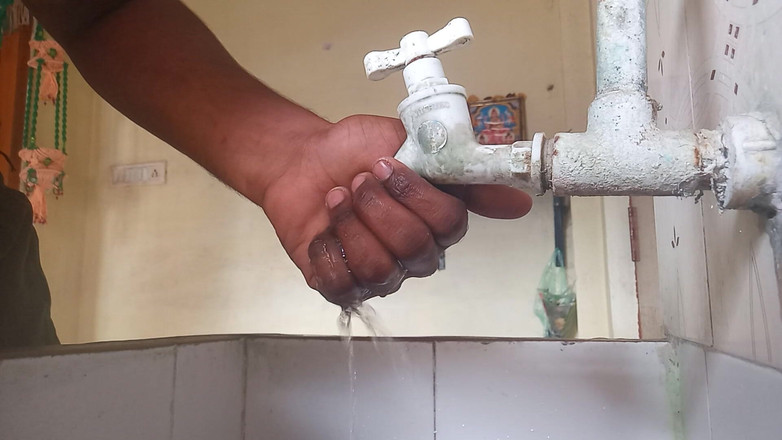 KUMBHA MANOJ KUMAR: Vip immagina il tuo ragazzo