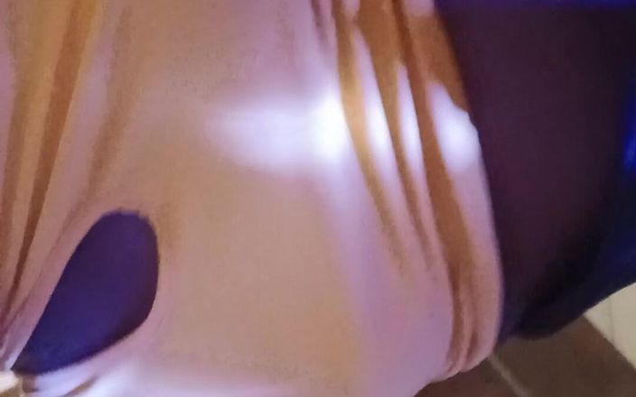 TS freaky MILF: Mijn tieten