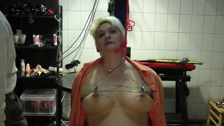Anna Devot: Annadevot - 손가락과 다른 것들 삼키기