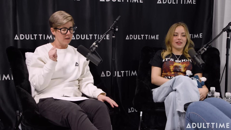 Adult Time Podcast: Гізель Бланко &amp; Анна Клер Хмари феромони, ножиці , &amp; кущ | Підкас для дорослих