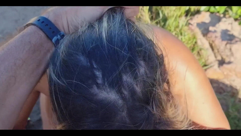 MarieChell: Ein bisschen lutschen am strand!