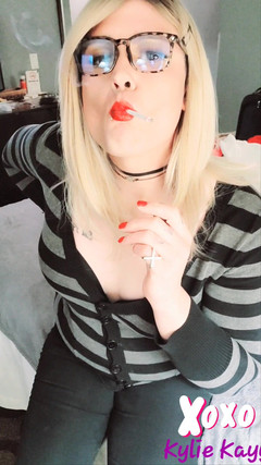 Darkfetish2k: Capri 120's Smoking Fetish Starter
