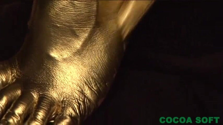 Cocoa Soft: Gold paint