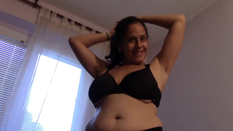 Randy and Deria: Nanny helps a young man cum