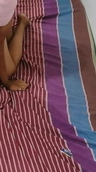 Nữ diễn viên Sri lanka anne đụ mạnh với con bò đực thích và ham muốn với bộ ngực to với âm hộ mọng nước ướt át trong đêm