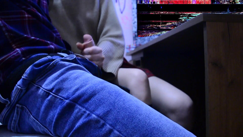 20th century of porn: Mitschülerin masturbiert meinen schwanz unter dem schreibtisch während des unterrichts