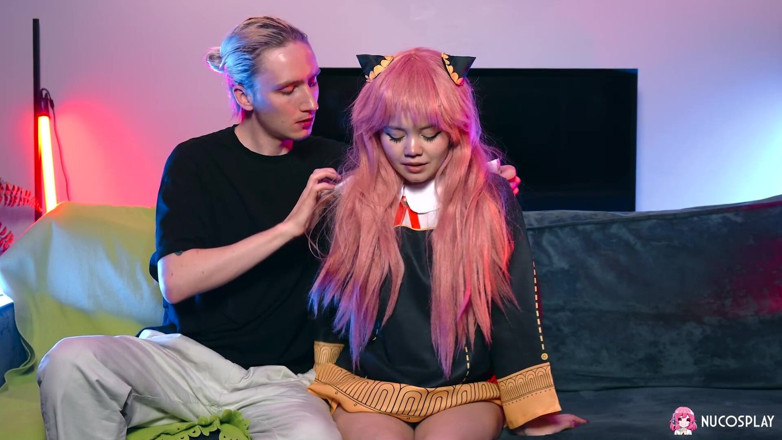 Nu Cosplay: Pelacur anime mungil rebecca nikson dientot sama cowok kontol besar