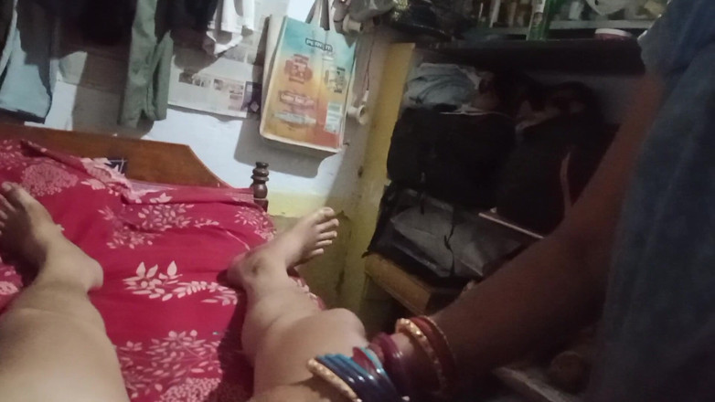 Real Couple 203: Massage complet du corps avec fin heureuse