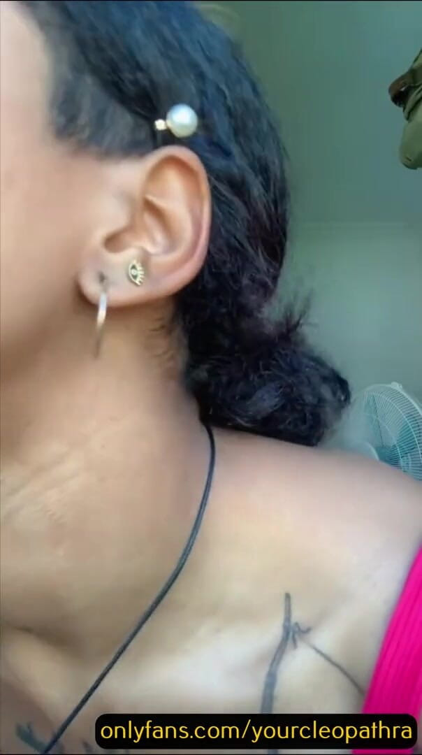cleopathra: Terkenal sebagai Content Creator Tiktok Bugil