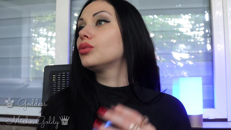 Goddess Misha Goldy: Cum to my big beige seduction and big hookah smoke!
