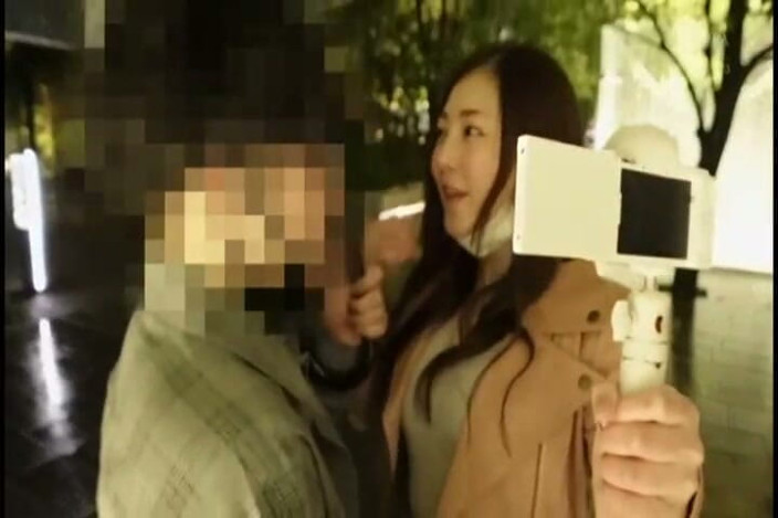 CherryBONBON: 자정까지 일출까지 - 멈출 수 없는 10라운드 호텔 챌린지에 도전하는 Hatsune-chan - 1