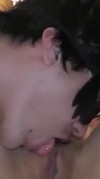 침대에서 따먹히는 핫한 일본인