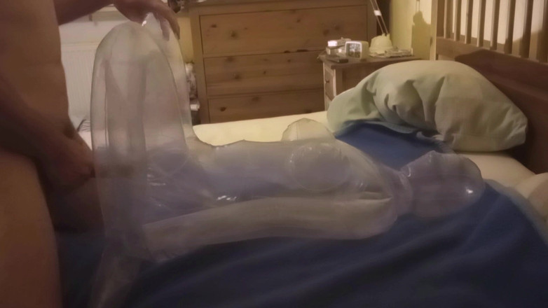 Mark Hannes: Transparent Doll Creampie Fick Masturbation