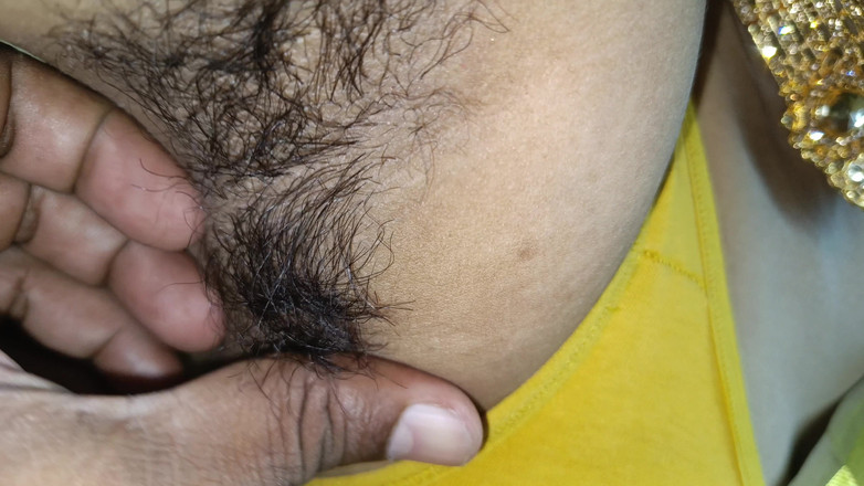 Palani69: Empregada doméstica dividiu a cama com o dono da casa...