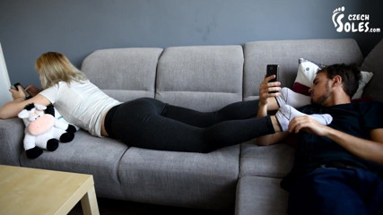 Czech Soles - foot fetish content: Šance čuchat její ponožky
