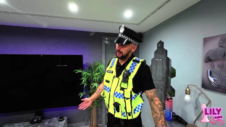 Lily kink: Порно зйомка прослуховування: спійманий поліцією і відтраханий
