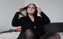 Polly Sweet: Я владею тобой! Я хочу, чтобы ты кончить, пока я плюну тебе в лицо!