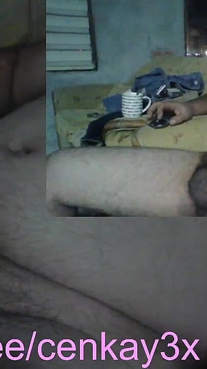 Daddy Bear Masturbates with a Cigarette in His Mouth and Cums (Masculer Turkish bear)