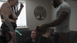 Aldatılan trans patron takma alıyor ve aldatılan aşağılama intikamı