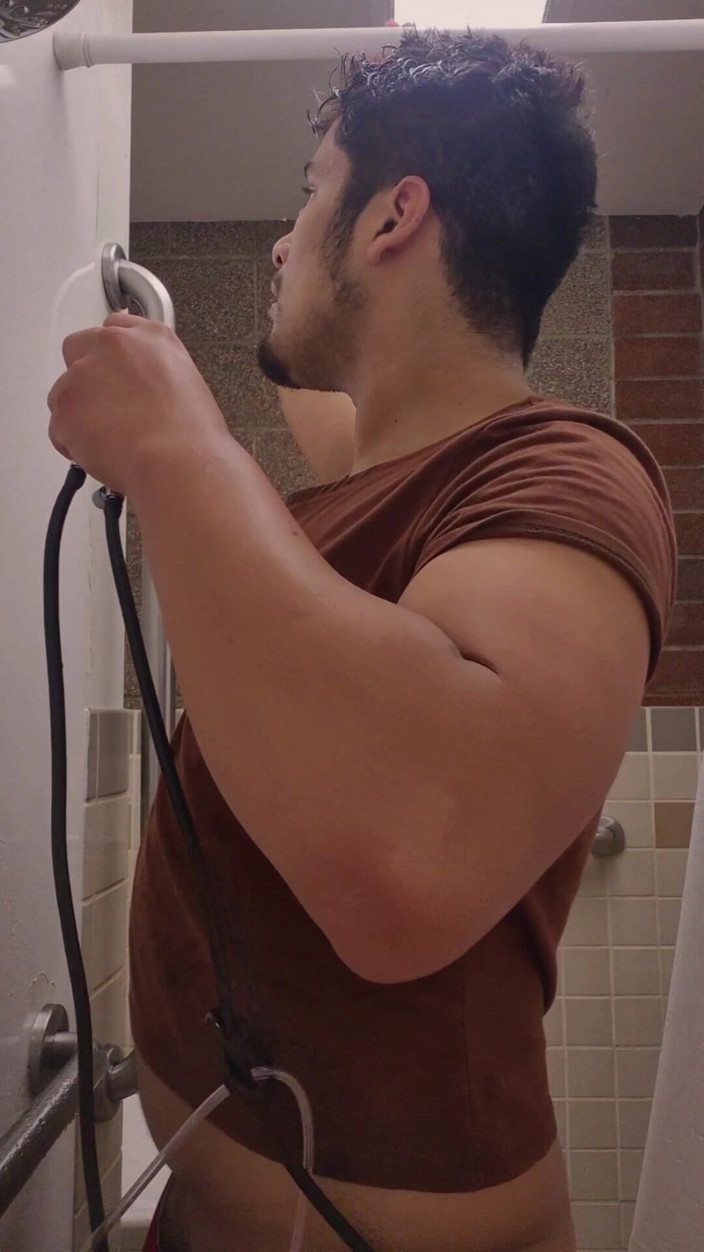 NakyJoss: Glühbirne, bauchinflation