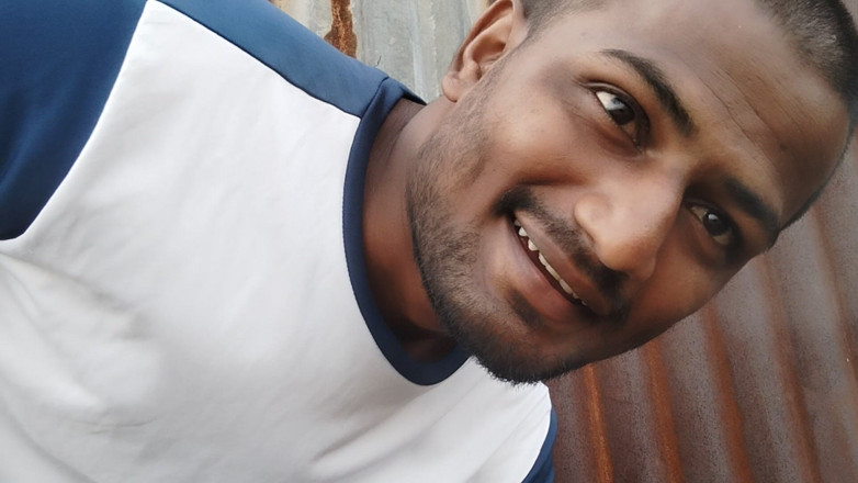 KUMBHA MANOJ KUMAR: Indický gay venku - Xhard Star India