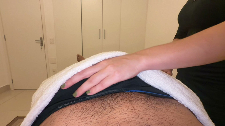 Levi Solen: Happy Ending Massage