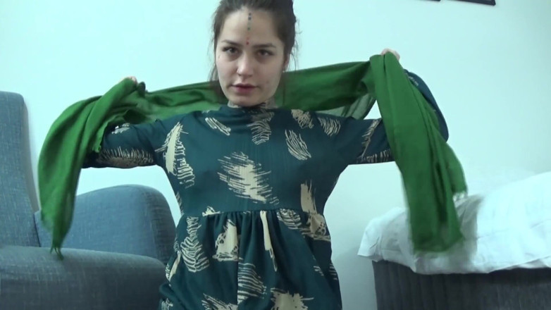 Amateur Homemade Porn: 私のイスラム教徒のアフガニスタンの隣人をクソハード