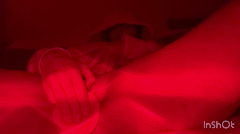 KapkanAruniCouple: Adik tiri kecil menyediakan farajnya.