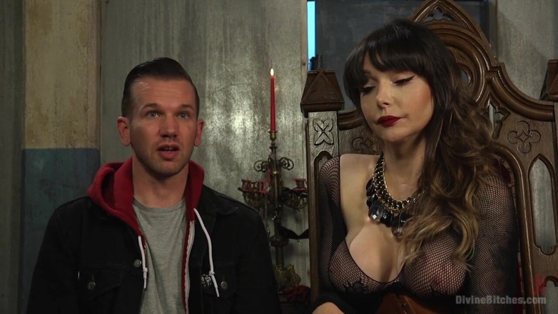 Divine Bitches by Kink: Diamo il benvenuto alla leggendaria performer danielle fox nelle divine...