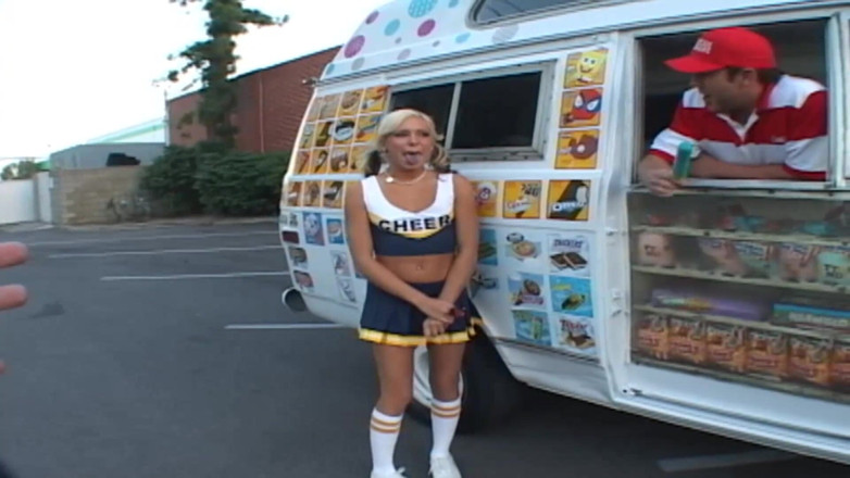 Hot Girlz: Pervert guy seduces cheerleader to fuck for free ice cream