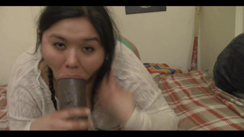 DeesDeepThroat: Dee s’amuse