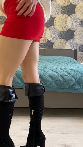 Princess Monica: Haushalts-neckender nicht-nackter clip