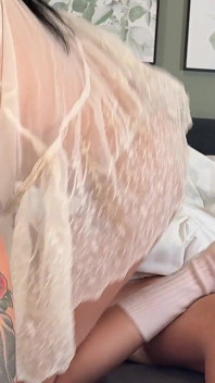 Hot Slim Tight Pussy Brunette Babe Loves Cream and Oily Hard Cocks to Drain the Balls and Take the Cum on Her Hands