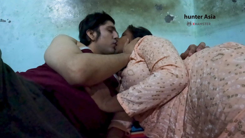 hunter Asia: Hot Romantic Floor Sex