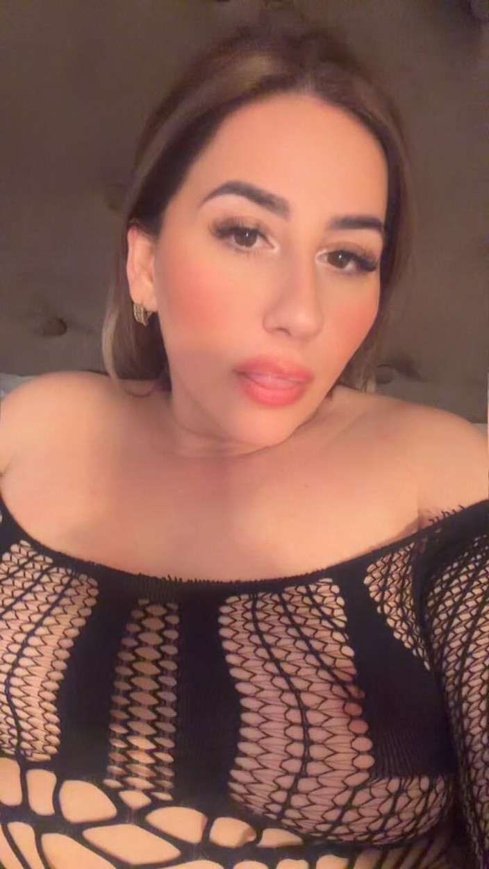 Ionela88: Y la mamá sexy de Sxi