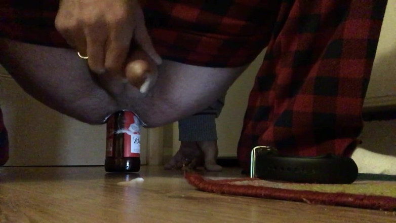 Rinno Steel: Anal bottle insertion