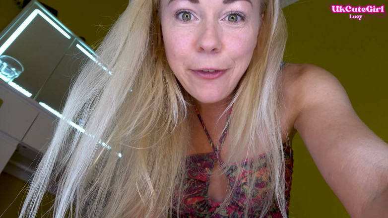 UKCuteGirl Lucy Lauren: Giantess Discovers Tiny Man - Squish, Crush or Gobble You up?
