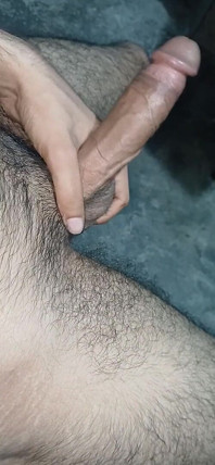 형수님이 자위하는 걸 도와줬어.