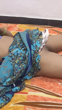 インドの村の妻自家製にsaree fuking