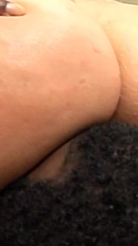 흑인 대물 자지에게 따먹히는 육덕 백마 금발