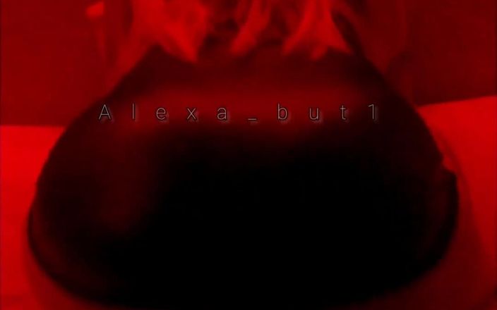 Alexxxa but: मैं 14 फरवरी को अकेली और कामुक थी और मैंने अपनी चूत तब तक छूना शुरू कर दिया जब तक मैं नहीं आया और गीली हो गई