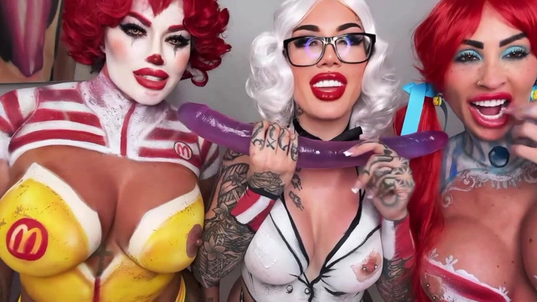 Lacey Jayne Official: Halloween Dildo JOI with Friends